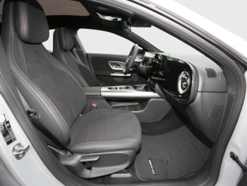 Mercedes-Benz CLA 180 AMG Night Panorama AHK Spiegel-Paket