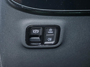 Mercedes-Benz CLA 200 4MATIC AMG Night Panorama Distronic