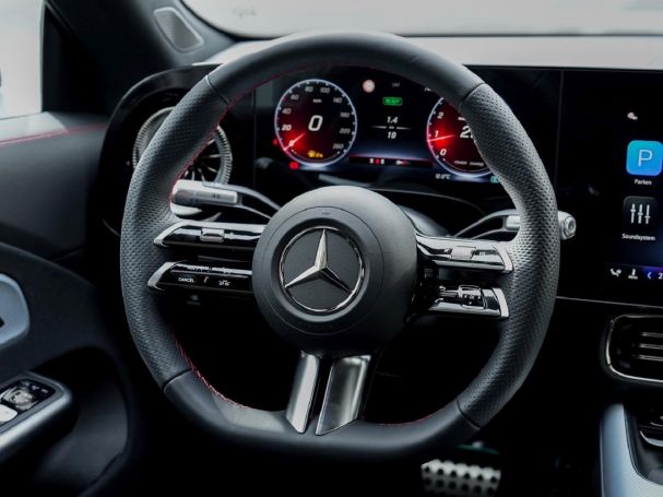 Mercedes-Benz CLA 200 AMG Night MBUXNavi Panorama Memory SHZ