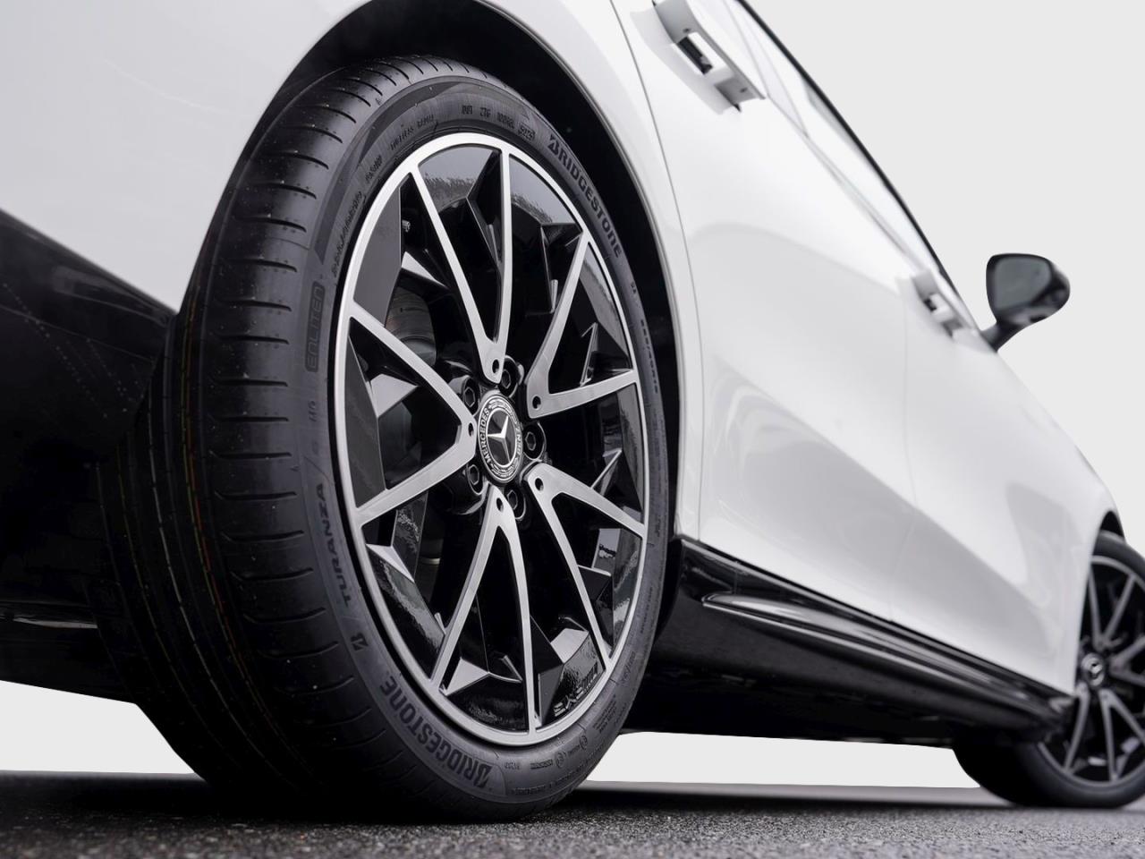 Mercedes-Benz CLA 200 AMG Night Panorama Kamera AHK SpurhalteP