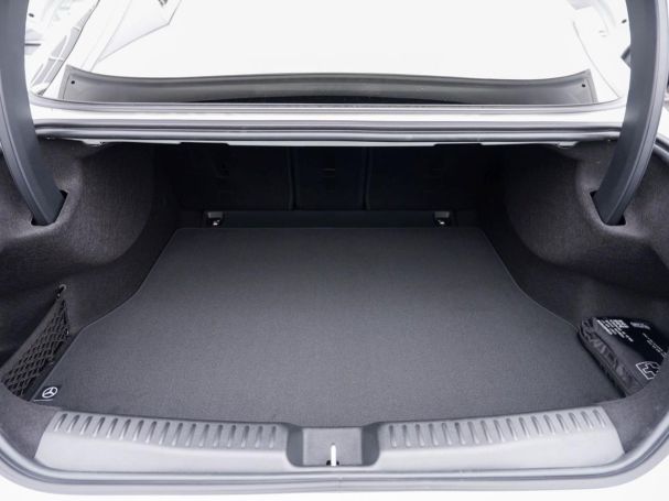 Mercedes-Benz CLA 200 AMG Night Panorama Kamera AHK SpurhalteP