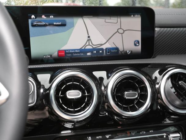 Mercedes-Benz CLA 180 d SB Progressive MBUX Navi Kamera Mercedes-Benz CLA 180 d SB Progressive MBUX Navi Kamera