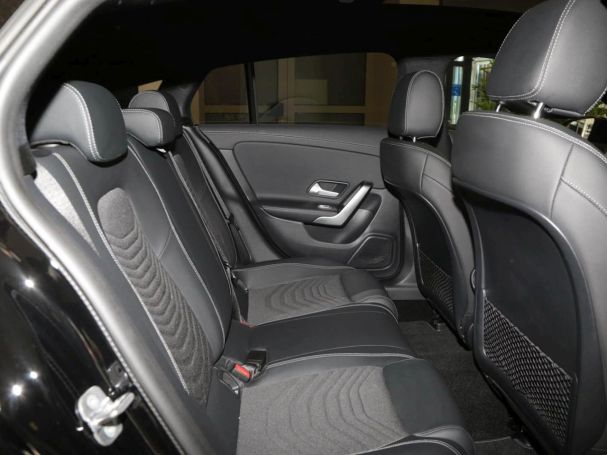 Mercedes-Benz CLA 180 d SB Progressive Night Panorama EasyPack Mercedes-Benz CLA 180 d SB Progressive Night Panorama EasyPack