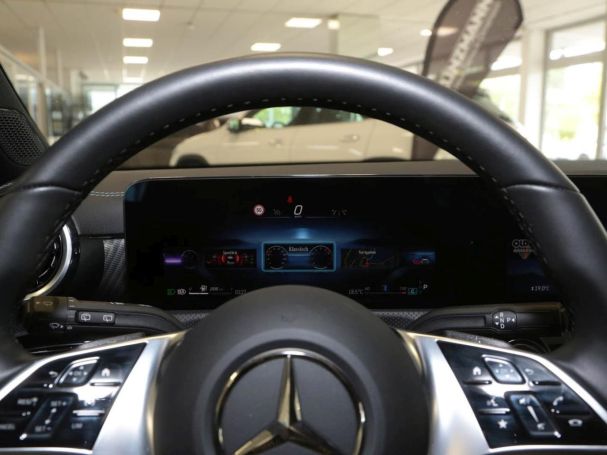 Mercedes-Benz CLA 180 d SB Progressive Night Panorama EasyPack Mercedes-Benz CLA 180 d SB Progressive Night Panorama EasyPack