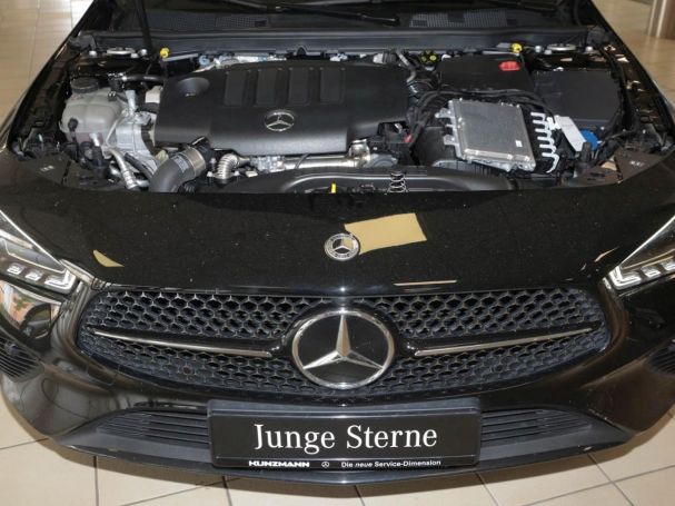 Mercedes-Benz CLA 180 d SB Progressive Night Panorama EasyPack Mercedes-Benz CLA 180 d SB Progressive Night Panorama EasyPack
