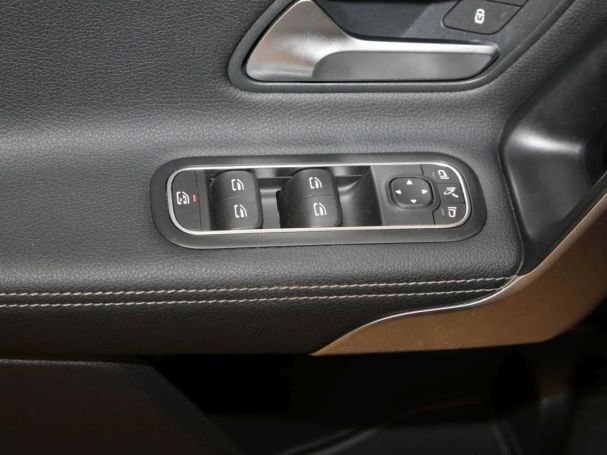 Mercedes-Benz CLA 180 d SB Progressive Night Panorama EasyPack Mercedes-Benz CLA 180 d SB Progressive Night Panorama EasyPack