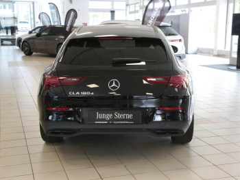 Mercedes-Benz CLA 180 d SB Progressive Night Panorama EasyPack