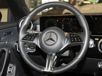 Mercedes-Benz CLA 180 d SB Progressive Night Panorama EasyPack