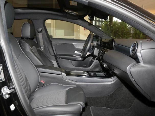Mercedes-Benz CLA 180 d SB Progressive Night Panorama EasyPack Mercedes-Benz CLA 180 d SB Progressive Night Panorama EasyPack