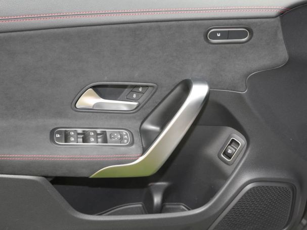 Mercedes-Benz CLA 180 SB AMG MBUX Navi-Prem Kamera WinterPaket Mercedes-Benz CLA 180 SB AMG MBUX Navi-Prem Kamera WinterPaket
