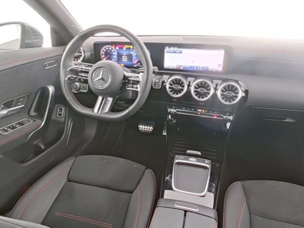 Mercedes-Benz CLA 180 SB AMG MBUX Navi-Prem Kamera WinterPaket Mercedes-Benz CLA 180 SB AMG MBUX Navi-Prem Kamera WinterPaket