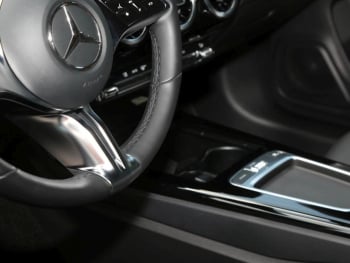 Mercedes-Benz CLA 180 SB Progressive Advanced MBUX Navi Kamera