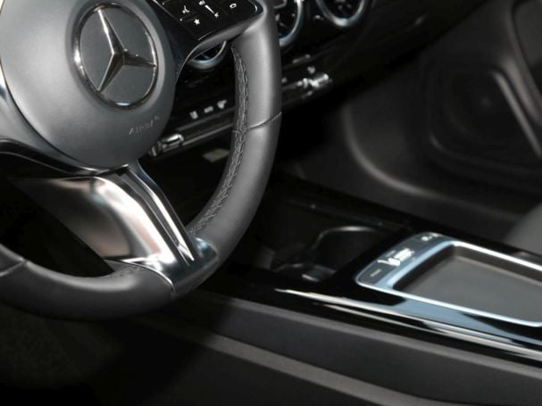 Mercedes-Benz CLA 180 SB Progressive Advanced MBUX Navi Kamera Mercedes-Benz CLA 180 SB Progressive Advanced MBUX Navi Kamera