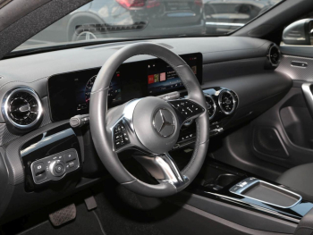Mercedes-Benz CLA 180 SB Progressive Advanced MBUX Navi Kamera