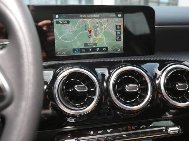 Mercedes-Benz CLA 180 SB MBUX Navi SpurH SHZ Business-Paket Mercedes-Benz CLA 180 SB MBUX Navi SpurH SHZ Business-Paket