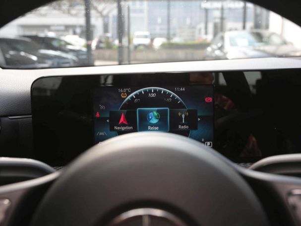 Mercedes-Benz CLA 180 SB MBUX Navi SpurH SHZ Business-Paket