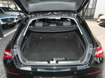 Mercedes-Benz CLA 180 SB MBUX Navi SpurH SHZ Business-Paket