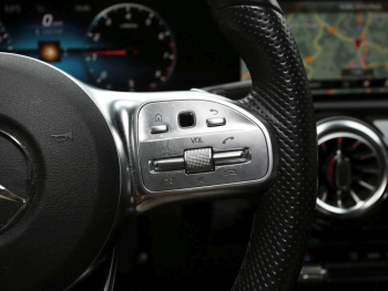 Mercedes-Benz CLA 180 SB AMG Night MBUX Navi Panorama Kamera