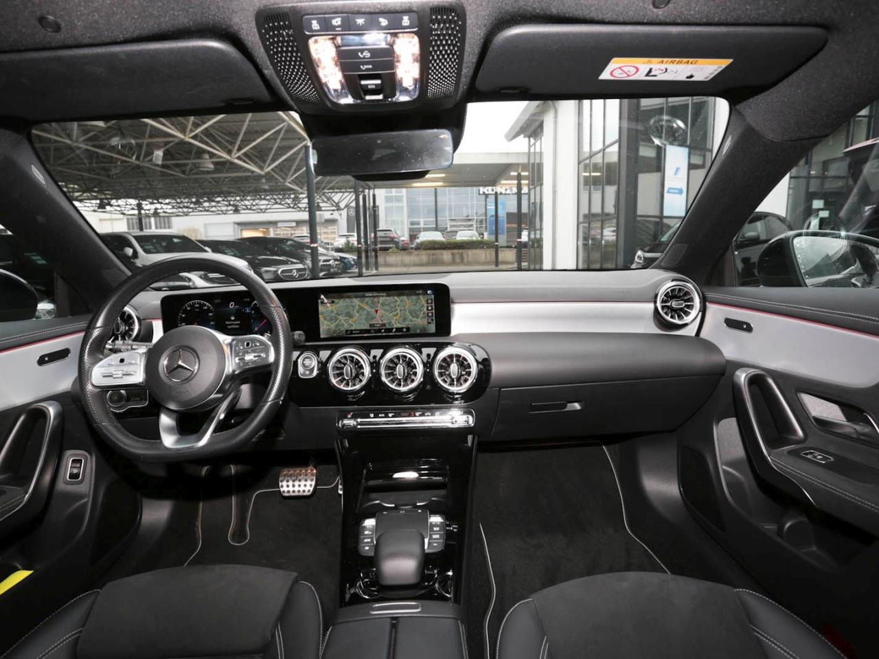 Mercedes-Benz CLA 180 SB AMG Night MBUX Navi Panorama Kamera