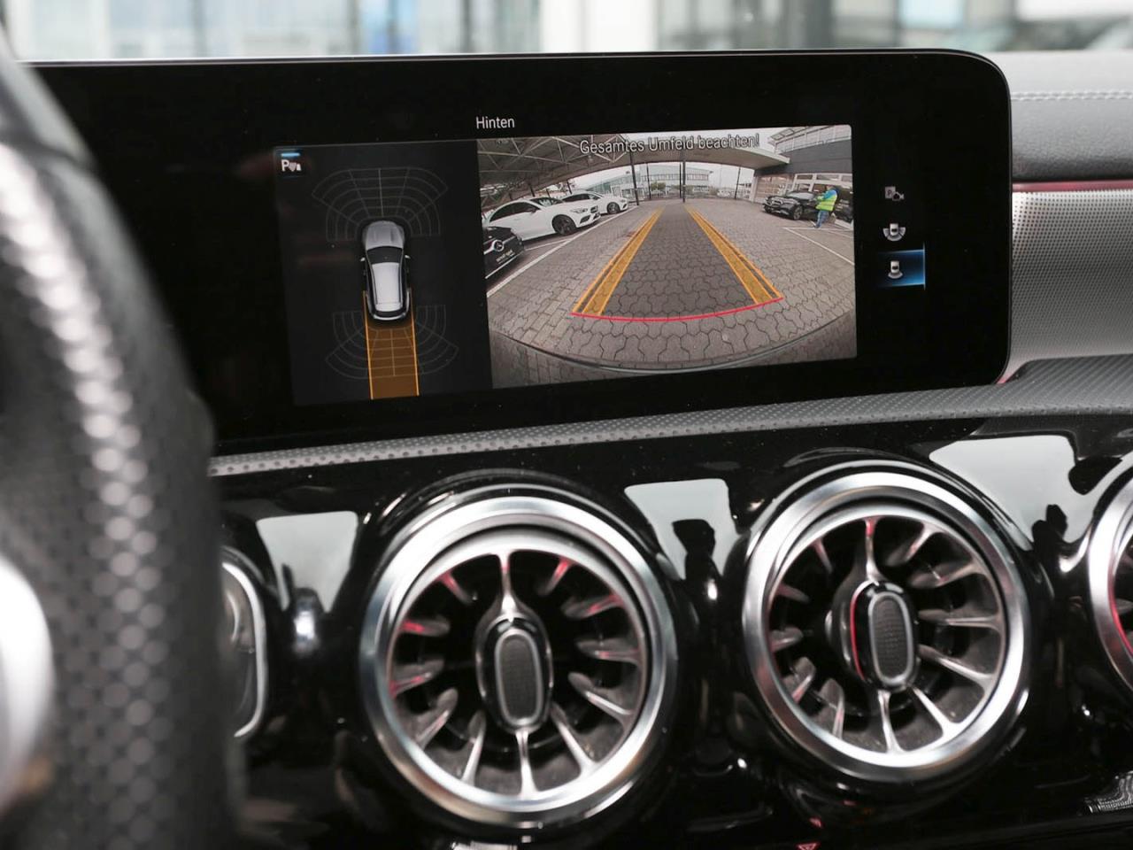 Mercedes-Benz CLA 180 SB AMG Night MBUX Navi Panorama Kamera