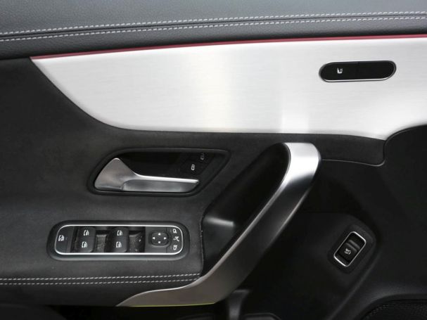 Mercedes-Benz CLA 180 SB AMG Night MBUX Navi Panorama Kamera