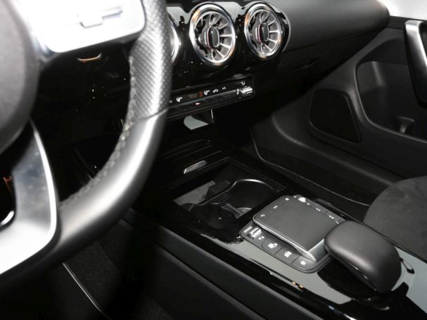 Mercedes-Benz CLA 180 SB AMG Night MBUX Navi Panorama Kamera