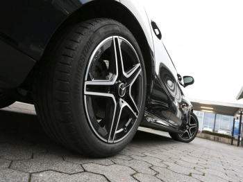 Mercedes-Benz CLA 180 SB AMG Night MBUX Navi Panorama Kamera