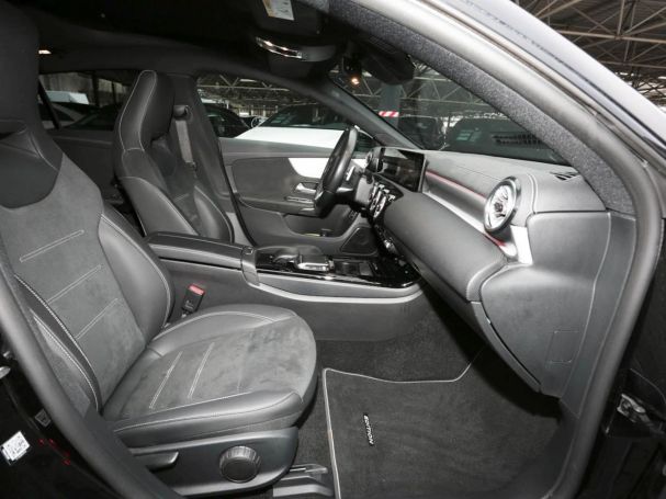 Mercedes-Benz CLA 180 SB AMG Night MBUX Navi Panorama Kamera