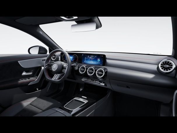 Mercedes-Benz CLA 180 SB AMG Night Distronic Panorama 360°