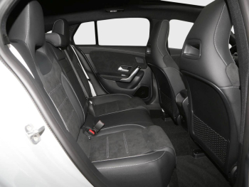Mercedes-Benz CLA 180 Shooting Brake AMG Night MBUX Navi 360°