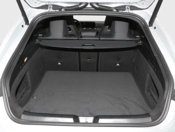 Mercedes-Benz CLA 180 Shooting Brake AMG Night MBUX Navi 360°