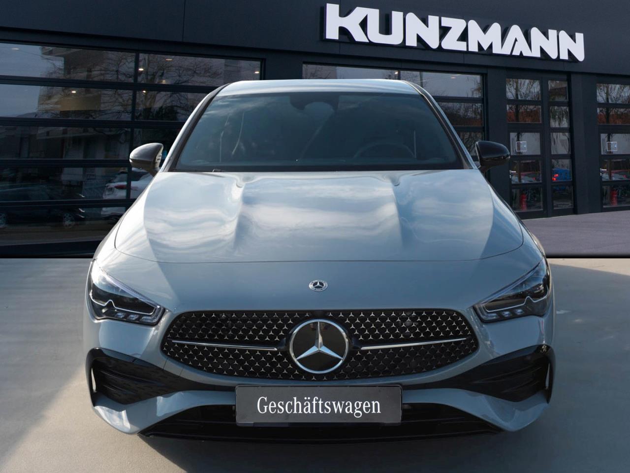 Mercedes-Benz CLA 180 Shooting Brake AMG Night Kamera AHK