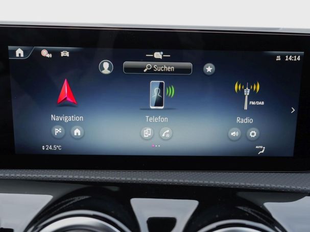 Mercedes-Benz CLA 180 Shooting Brake AMG Night Distronic Kamera