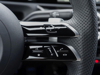 Mercedes-Benz CLA 180 Shooting Brake AMG Night Distronic Kamera