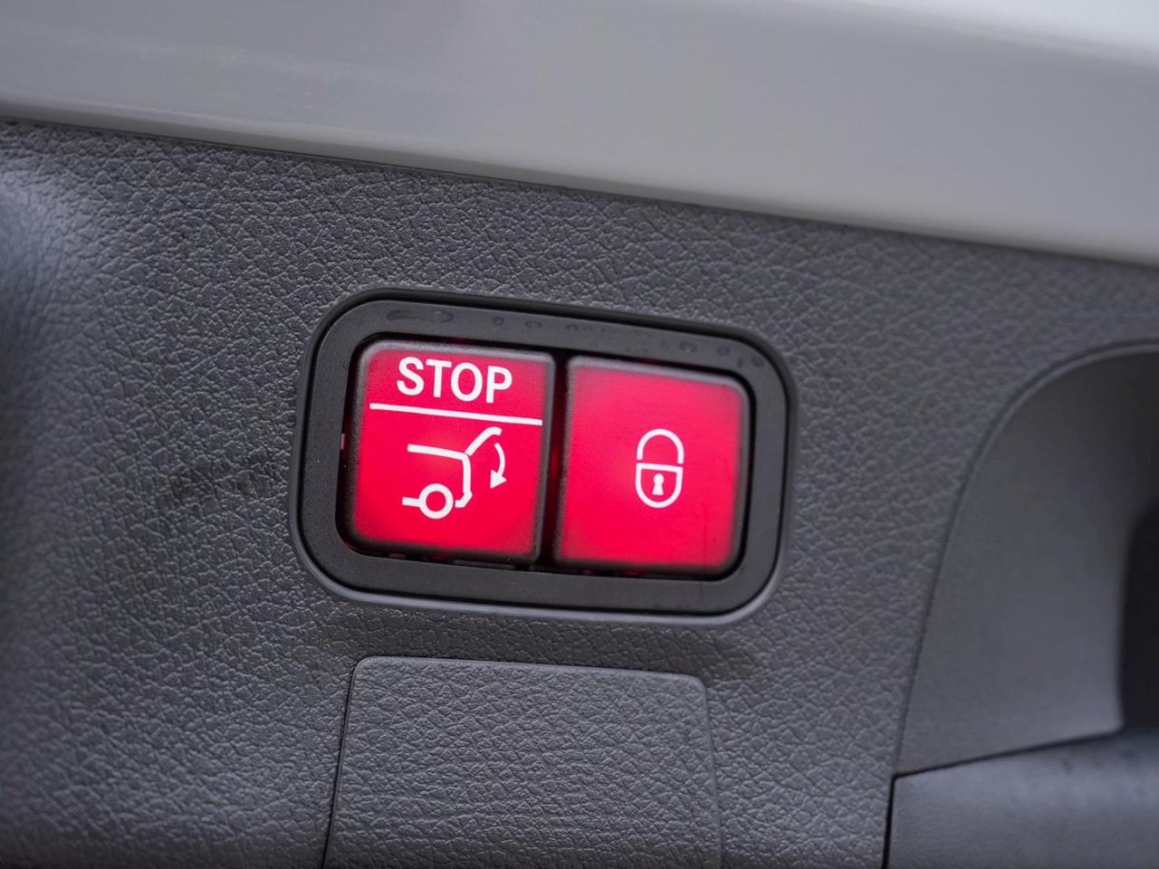 Mercedes-Benz CLA 180 Shooting Brake AMG Night Distronic Kamera