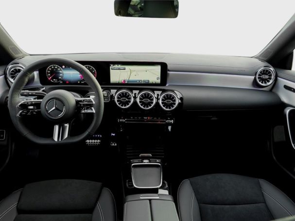 Mercedes-Benz CLA 180 Shooting Brake AMG Night Kamera AHK Navi