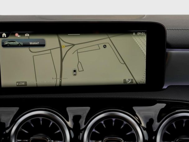 Mercedes-Benz CLA 180 Shooting Brake AMG Night Kamera AHK Navi