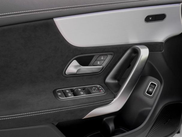 Mercedes-Benz CLA 180 Shooting Brake AMG Night Kamera AHK Navi