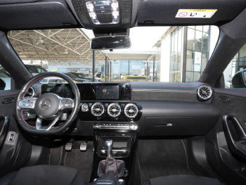 Mercedes-Benz CLA 200 d SB AMG Night MBUX Navi LED Kamera