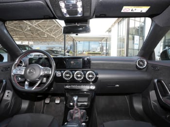 Mercedes-Benz CLA 200 d SB AMG Night MBUX Navi LED Kamera