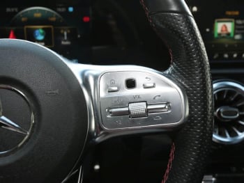 Mercedes-Benz CLA 200 d SB AMG Night MBUX Navi LED Kamera