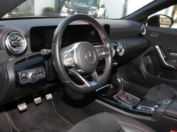 Mercedes-Benz CLA 200 d SB AMG Night MBUX Navi LED Kamera Mercedes-Benz CLA 200 d SB AMG Night MBUX Navi LED Kamera