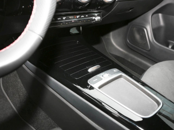 Mercedes-Benz CLA 200 d SB AMG MBUXNavi-Prem. Kamera EasyPack