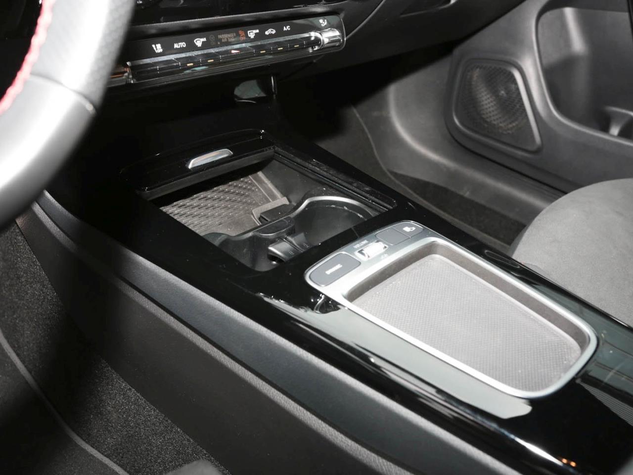 Mercedes-Benz CLA 200 d SB AMG MBUXNavi-Prem. Kamera EasyPack