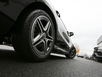 Mercedes-Benz CLA 200 d SB AMG MBUXNavi-Prem. Kamera EasyPack