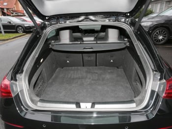 Mercedes-Benz CLA 200 d SB AMG MBUXNavi-Prem. Kamera EasyPack