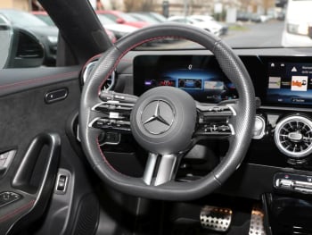 Mercedes-Benz CLA 200 d SB AMG MBUXNavi-Prem. Kamera EasyPack