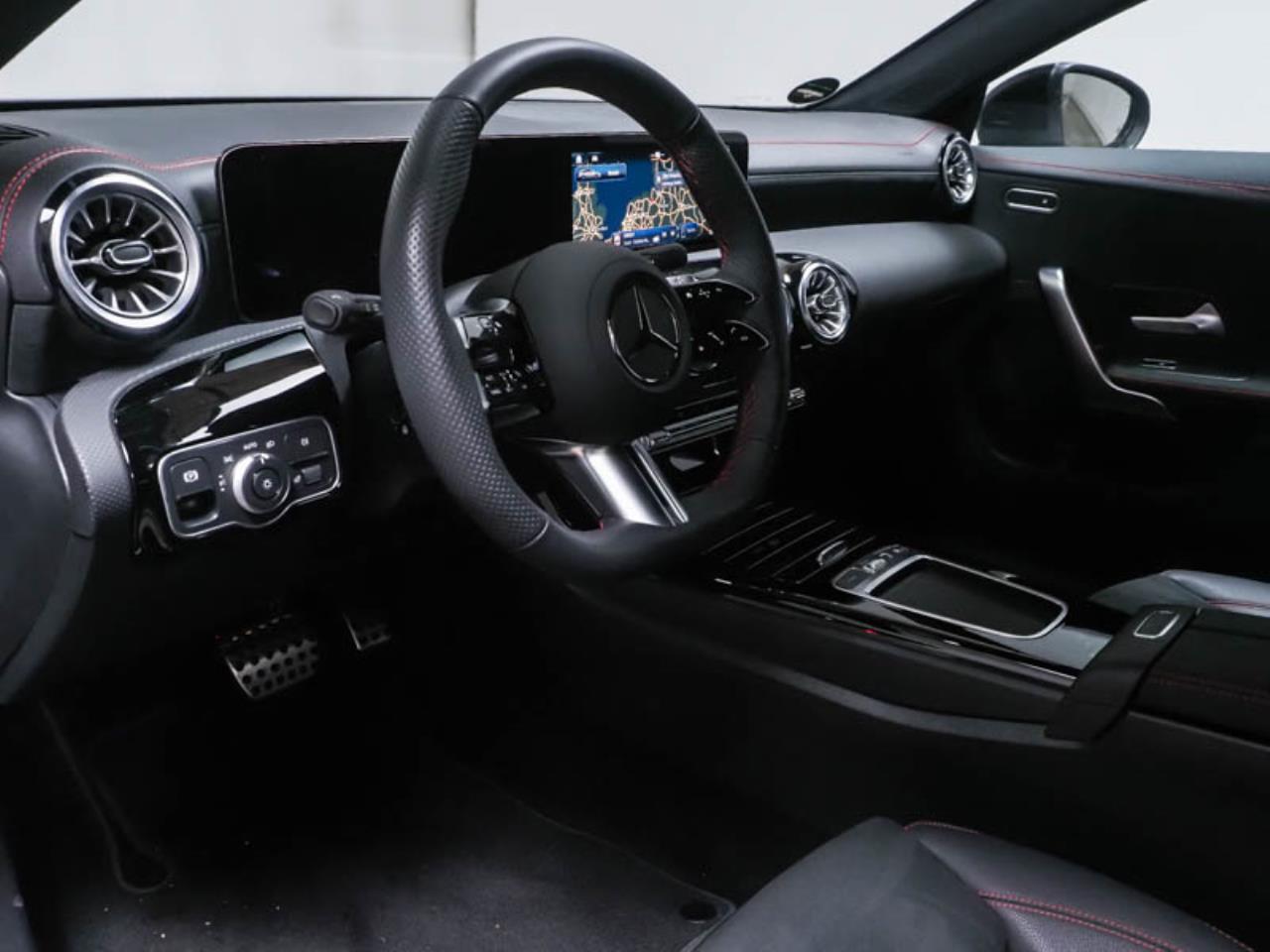 Mercedes-Benz CLA 200 d SB AMG MBUXNavi-Prem. Easy-Pack 360°