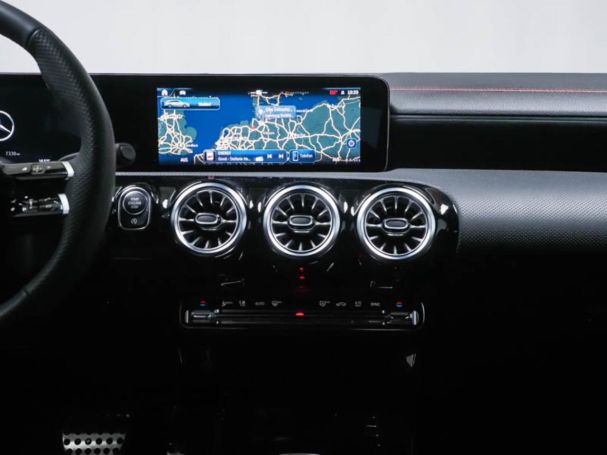 Mercedes-Benz CLA 200 d SB AMG MBUXNavi-Prem. Easy-Pack 360°