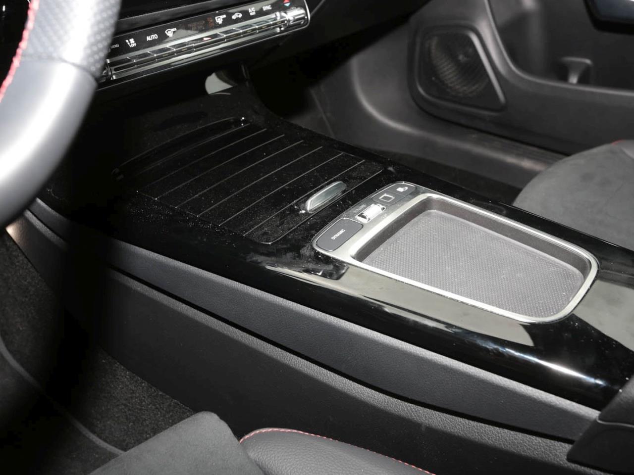 Mercedes-Benz CLA 200 d SB AMG MBUX Navi-Prem. EasyP Keyless